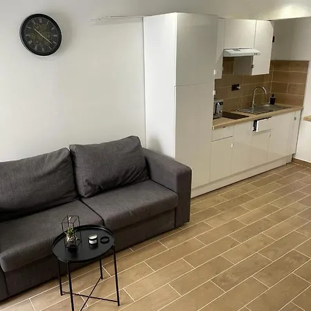 Ava Apartment *